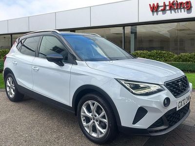 White Used 2022 Seat Arona FR SUV | £13,635 (Fair price)