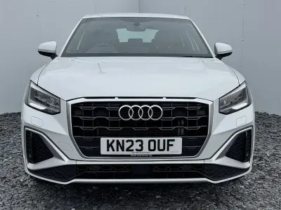 Usado Audi Q2 S-Line 110 HP (80 kW) 2023 Branco SUV