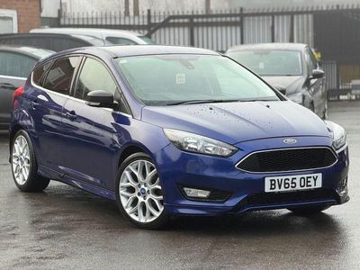Blue Used 2016 Ford Focus Zetec Hatchback | £4,995 (Good price)