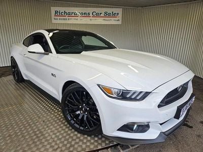 Used Ford Mustang GT Fastback 416 HP (305 kW) 2016 White Coupe