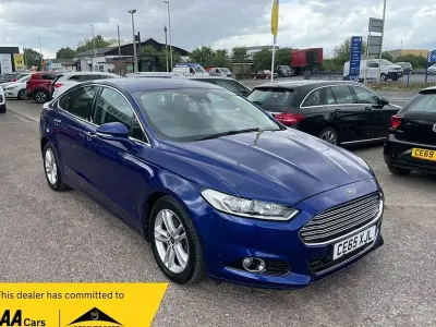 Used Ford Mondeo Titanium 180 HP (132 kW) 2015 Blue Hatchback
