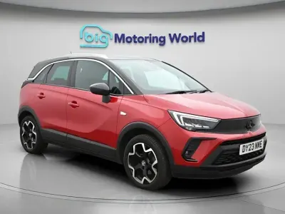 Begagnad Vauxhall Crossland Ultimate 130 HK (95 kW) 2023 Röd SUV