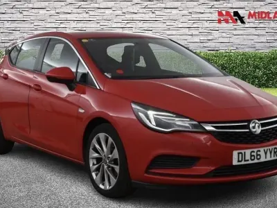 Used Vauxhall Astra Design Edition 2016 Red Hatchback