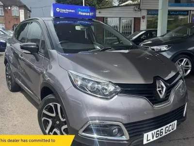 Second-hand Renault Captur Dynamique 90 CP (66 kW) 2016 Gri SUV