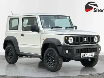 Używany Suzuki Jimny 101 KM (74 kW) 2023 Srebrny SUV