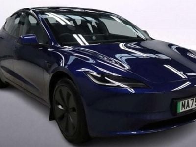 Used Tesla Model 3 RWD 11 kW (15 HP) 2025 Sedan