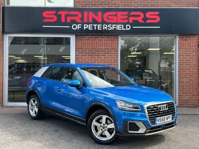 Usado Audi Q2 Sport 116 CV (85 kW) 2019 Azul SUV