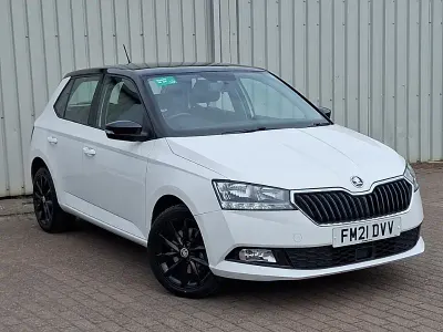 Used Skoda Fabia Colour Edition 95 HP (69 kW) 2021 White Hatchback