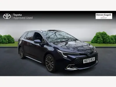 Usado Toyota Corolla Design 2024 Azul Carrinha