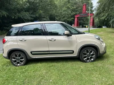Used Fiat 500L Trekking 95 HP (69 kW) 2016 Brown MPV