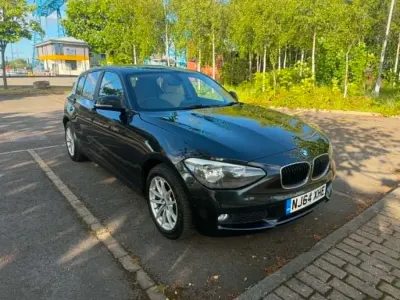 Usado BMW 118 2014 Negro Utilitario