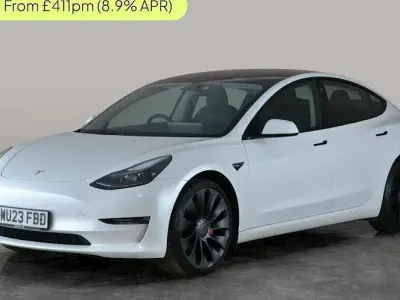 Używany Tesla Model 3 Performance 461 kW (627 KM) 2023 Biały Sedan/Limuzyna