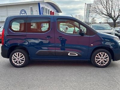 Used Citroën Berlingo Feel 128 HP (94 kW) 2023 Blue MPV
