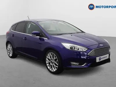 Begagnad Ford Focus Titanium X 125 HK (91 kW) 2017 Blå Halvkombi