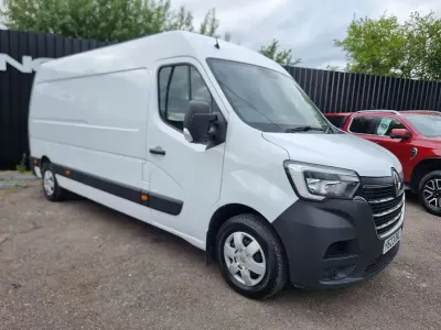 Used Renault Master Business 2023 White MPV
