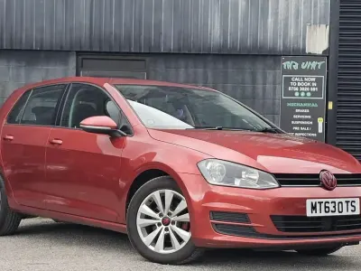 Used VW Golf VII SE 147 HP (108 kW) 2013 Red Hatchback