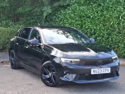 Used Vauxhall Astra 130 HP (95 kW) 2023 Black Hatchback