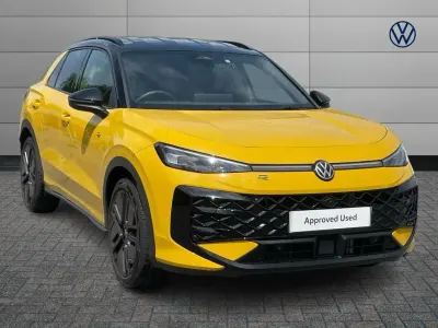 Used VW T-Roc R-line 147 HP (108 kW) 2026 Yellow SUV
