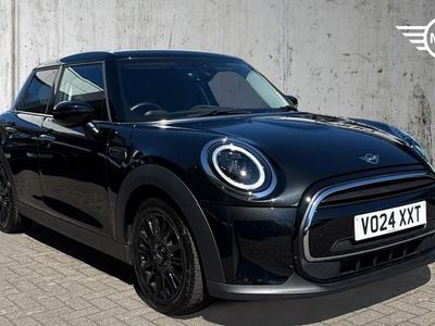 Used Mini Cooper Classic 134 HP (98 kW) 2024 Black Hatchback