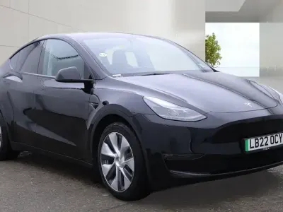 Used Tesla Model Y Long Range AWD 378 kW (514 HP) 2022 Black SUV