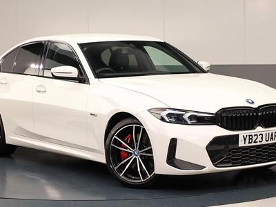 BMW 330e