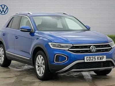 Used VW T-Roc Style 150 HP (110 kW) 2025 Blue SUV