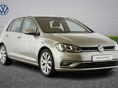 Begagnad VW Golf VII 150 HK (110 kW) 2019