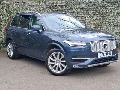 Used Volvo XC90 Momentum 235 HP (172 kW) 2017 Blue SUV