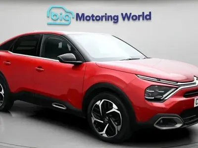 Used Citroën C4 Shine 131 HP (96 kW) 2022 Red Hatchback