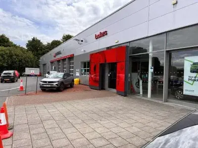 Used Vauxhall Mokka Elite 100 kW (136 HP) 2022 Green SUV