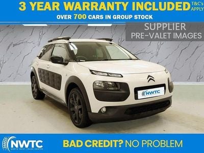 Used Citroën C4 Cactus Flair 100 HP (73 kW) 2017 White Hatchback