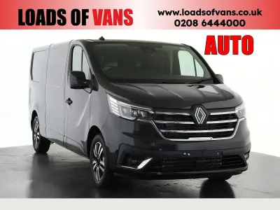 New Renault Trafic 2026 Black