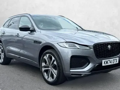 Begagnad Jaguar F-Pace R-Dynamic 204 HK (150 kW) 2024 Grå SUV