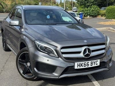 Mercedes GLA220