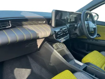 New Renault R5 Iconic 11 kW (15 HP) 2026 Hatchback