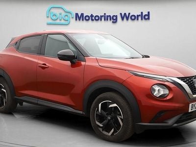Used Nissan Juke N-Connecta 114 HP (83 kW) 2023 Red SUV