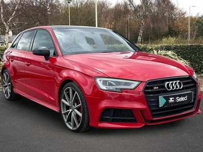 Usado Audi S3 Sportback Black Edition 306 HP (225 kW) 2018 Vermelho Citadino