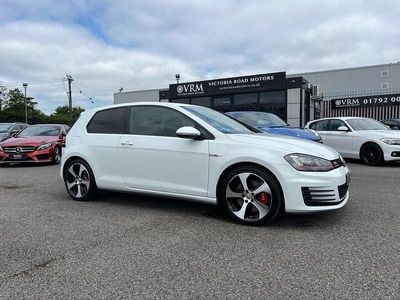 Used VW Golf VII GTI 230 HP (169 kW) 2017 White Hatchback