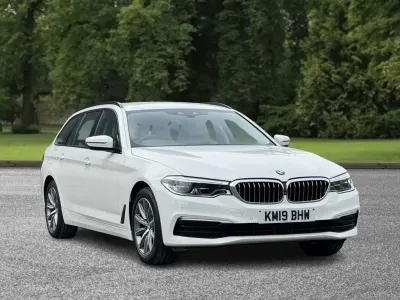 Used BMW 520 Comfort Edition 190 HP (139 kW) 2019 White Estate