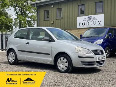 Used VW Polo 60 HP (44 kW) 2008 Silver Hatchback