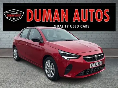 Usado Vauxhall Corsa Design Edition 100 HP (73 kW) 2023 Vermelho Citadino