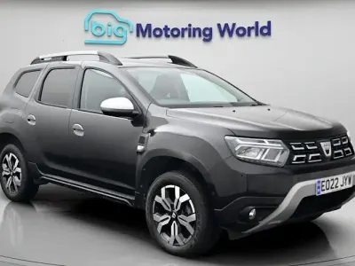 Käytetty Dacia Duster Prestige 91 HP (66 kW) 2022 Musta Katumaasturi