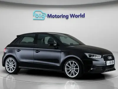 Usado Audi A1 Sportback S-Line 125 HP (91 kW) 2018 Preto Citadino