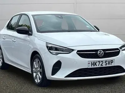 Used Vauxhall Corsa Design Edition 75 HP (55 kW) 2022 White Hatchback