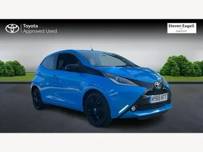 Used Toyota Aygo X-cite 69 HP (50 kW) 2015 Blue Hatchback
