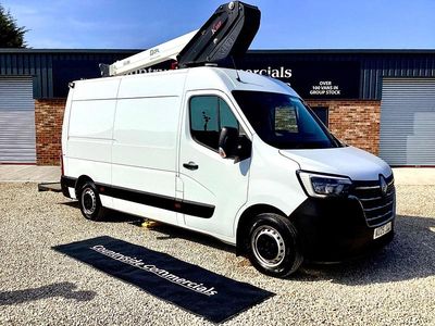 Używany Renault Master Business 145 KM (106 kW) 2025 Biały Minivan