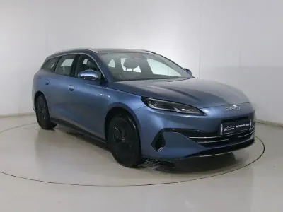 Used BYD Seal Boost 184 HP (135 kW) 2025 Blue Estate