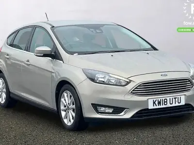 Used Ford Focus Titanium 125 HP (91 kW) 2017 Silver Hatchback