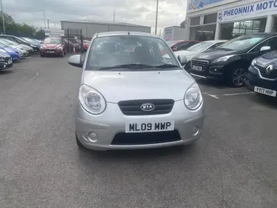 Used Kia Picanto 64 HP (47 kW) 2009 Silver Hatchback