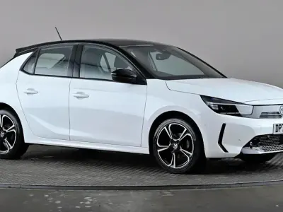 Used Vauxhall Corsa 75 HP (55 kW) 2023 White Hatchback